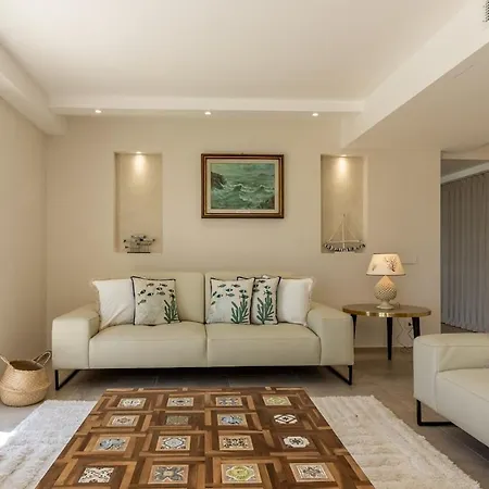 Amaranta - Mytouristhome Villa *