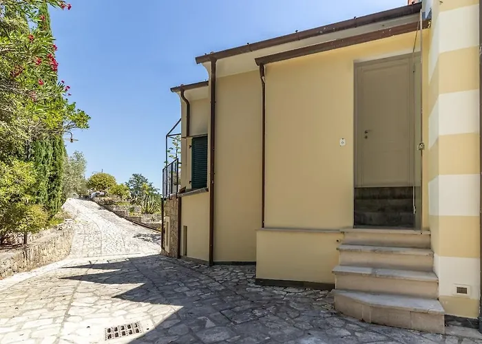 Amaranta - Mytouristhome *